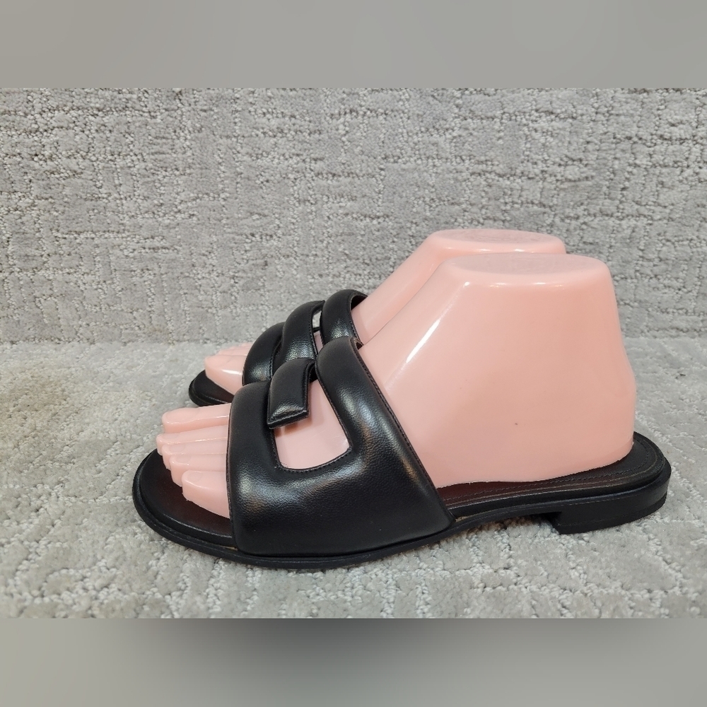 GIVENCHY G Logo Women's size 37 Black Slip On Leather Sandals - Picture 12 of 14